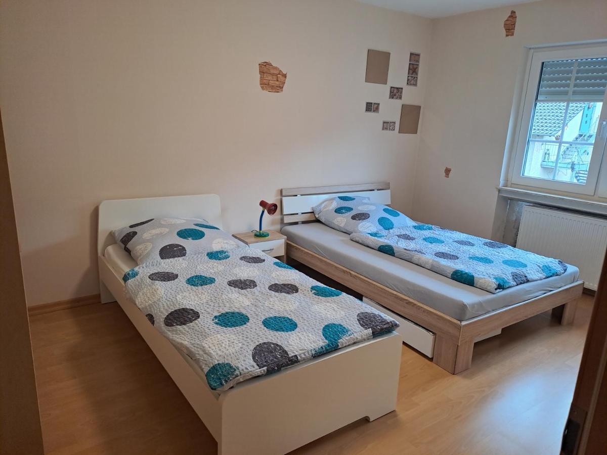 Ferienwohnung Schleiten Puttlingen ภายนอก รูปภาพ
