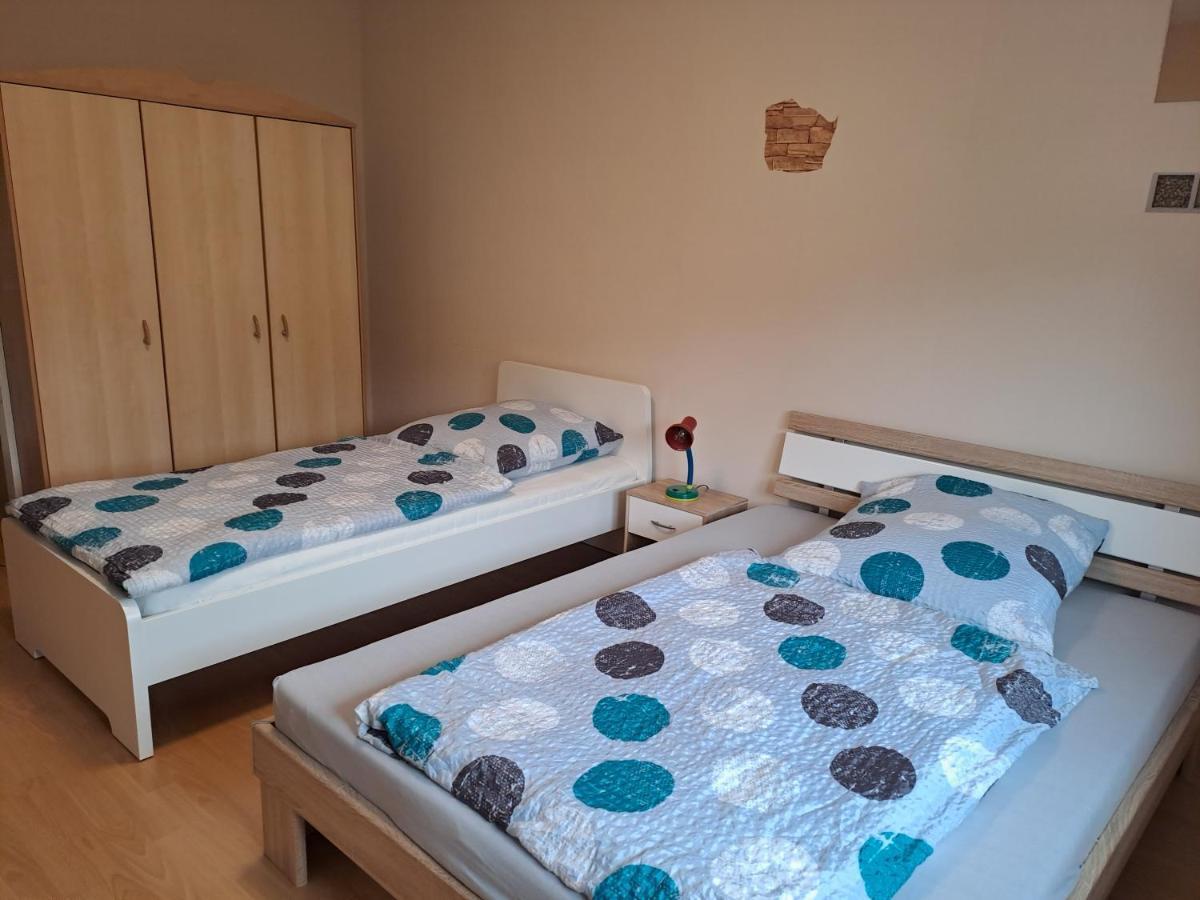 Ferienwohnung Schleiten Puttlingen ภายนอก รูปภาพ